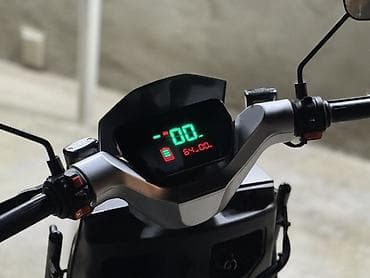 Мопеды, скутеры: 300 км — 6