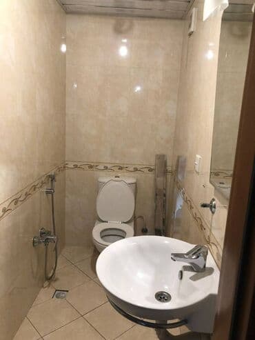 9 ci mikrorayon satilan evler: 3 otaqlı, Yeni tikili, 170 kv. m — 11