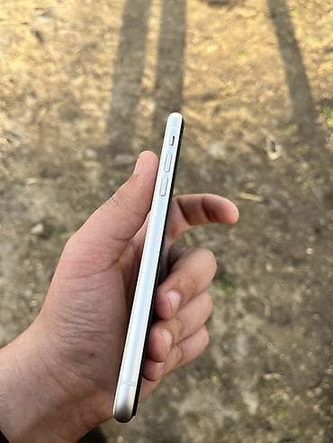 samsung a40 irşad: IPhone 11, 128 GB, Ağ, Face ID, Sənədlərlə — 2