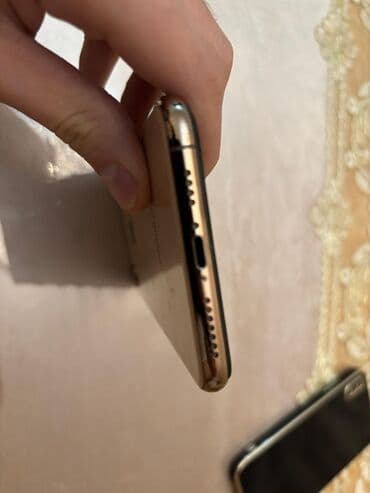 azercell data kart: IPhone Xs Max, 256 GB, Qızılı, Barmaq izi — 3