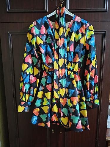 super zeng 2: Rəngli ürək naxışlı qadın donu - Dizayn: Qara fon üzərində çoxrəngli — 1