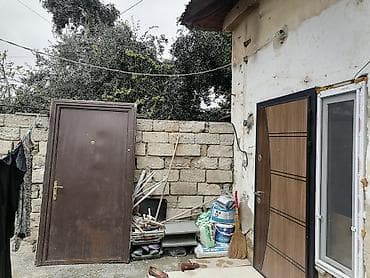 hovsanda 2 otaqli heyet evleri: 2 otaqlı həyət evi - Plan: girişdə dəhlizli mətbəx-holl, ön tərəfdə 1 — 2