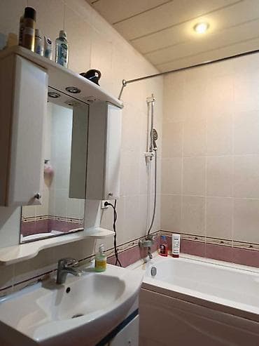 Mənzillər: İcarəyə verilir 3 otaqlı yeni tikili 140 m², Nəsimi r. Kateqoriya — 5