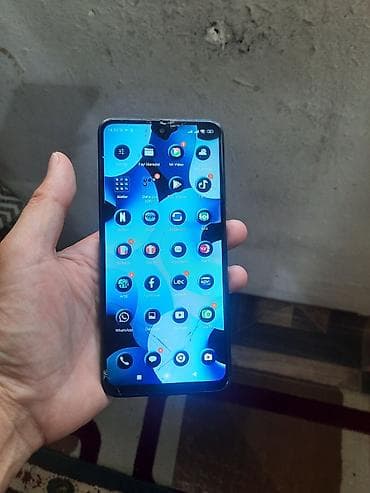Redmi note 9s uz şuşesi arxasi catdi islekdi
