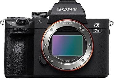 Sony Alpha a7 III (ILCE-7M3) tam kadr güzgüsüz fotoaparat - 24.2 MP lalafo.az -da Sony Alpha a7 III (ILCE-7M3) tam kadr güzgüsüz fotoaparat - 24.2 MP