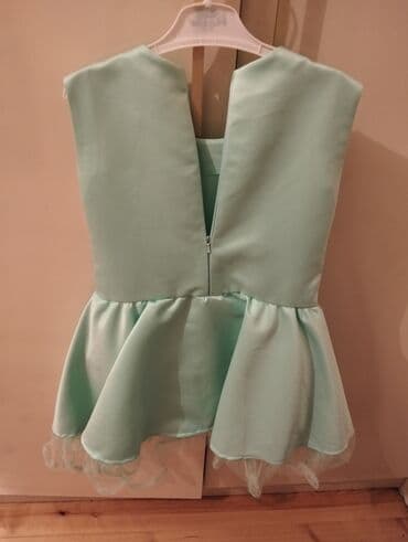 uwaq donlari: Uşaq üçün zərif don - Rəng: açıq mint/yaşıl - Model: qolsuz, dairəvi — 1