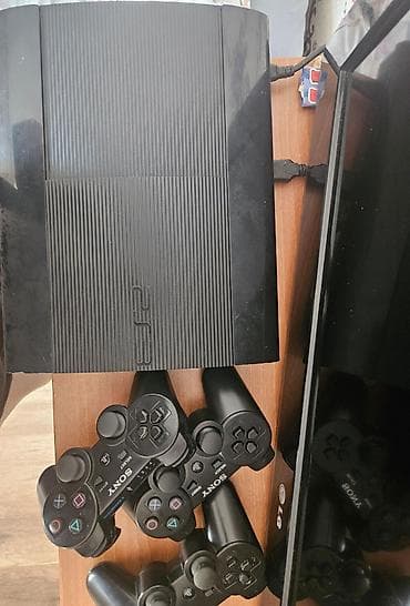 Ps3 super slim 500gb 43oyun ən son oyunlardı yaxşı vəziyyətdədir