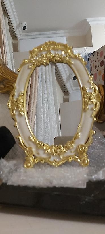 Güzgülər: Güzgü Masaüstü, Oval, Dekorativ, Çərçivə ilə — 1