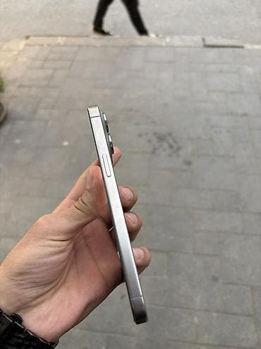 ikinci el 13 pro max: IPhone 15 Pro Max, 256 GB, Natural Titanium, Simsiz şarj, Face ID — 5