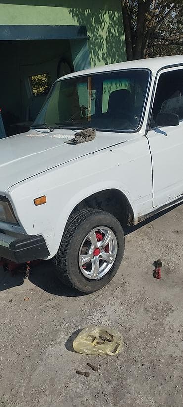 Avtomobil alışı: VAZ (LADA) 2107: 1.6 l | Sedan — 7