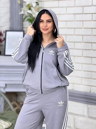 Qadın idman dəsti – Adidas - İki hissədən ibarət: kapüşonlu