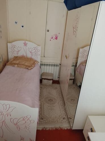 en son qoyulan ev elanlari: Bakıxanov qəs. 3 otaqlı, 240 kv. m, Kredit yoxdur, Təmirsiz — 10