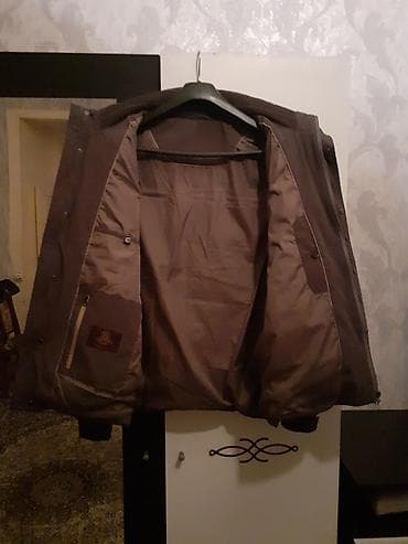 buraxilis geyimleri: Gencede satilir orginal temiz Qu tuku Maze Lucci brendi kurtka 160azn — 4