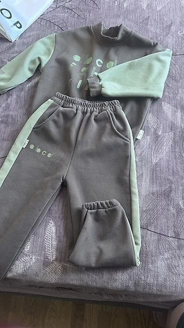 usag geyim: Uşaq üçün iki hissəli sport dəsti - Komlekt: sweatshirt və şalvar - — 3