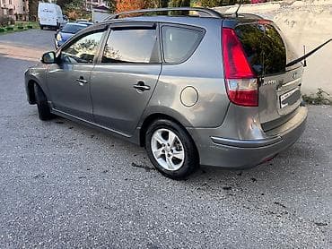 Транспорт: Hyundai i30: 1.6 л | 2010 г. Универсал — 6