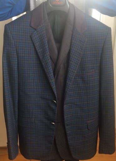 kişi ucun klassik qara kostyum: Tek pencek 20azn çox geyinilyib elaqe nômresi — 1