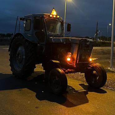 кредит авто: Mavi rəngli təkərli traktor - Kabinli, 2 ön/2 arxa işıqlandırma — 4