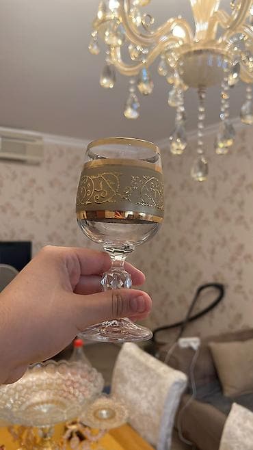 Stəkanlar, rəng - Qızılı