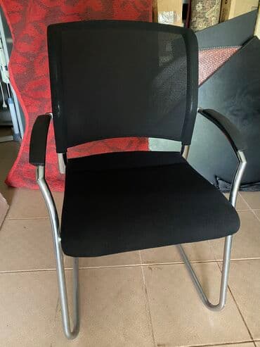 İşlənmiş, Təkərsiz, Qolları tənzimlənmir, Parça