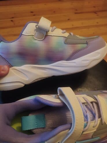 cüzdanlar: 25manat.cox yunguldu.tezedir.Qiz usagina 38razmer.cuzi endirim olacaq — 3