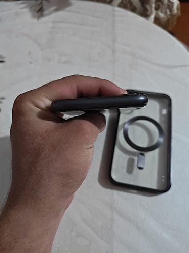 apple imac: IPhone 11, 128 GB, Qara, Face ID — 5