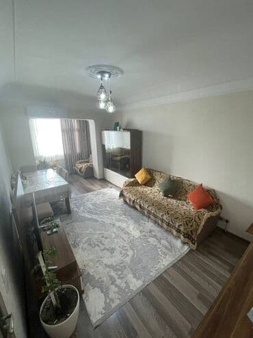 ilkin ödənişi 10000 olan evlər: Bakı, 3 otaqlı, Köhnə tikili, m. Həzi Aslanov, 70 kv. m — 14