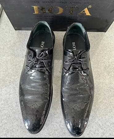 BOTA brendi kişi klassik ayaqqabısı - Rəng: qara, parıldayan üst səth lalafo.az -da BOTA brendi kişi klassik ayaqqabısı - Rəng: qara, parıldayan üst səth