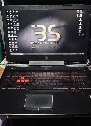 HP OMEN oyun və yaradıcılıq noutbuku – Ekran: 17.3" geniş format –
