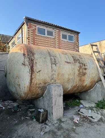 Daraq panellər: Sənaye tipli qida emal çəni Təyinat: - Maye və qazların saxlanması və — 1