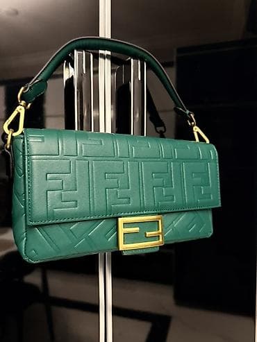 klac cantalar: Çiyin çantası, Fendi — 2