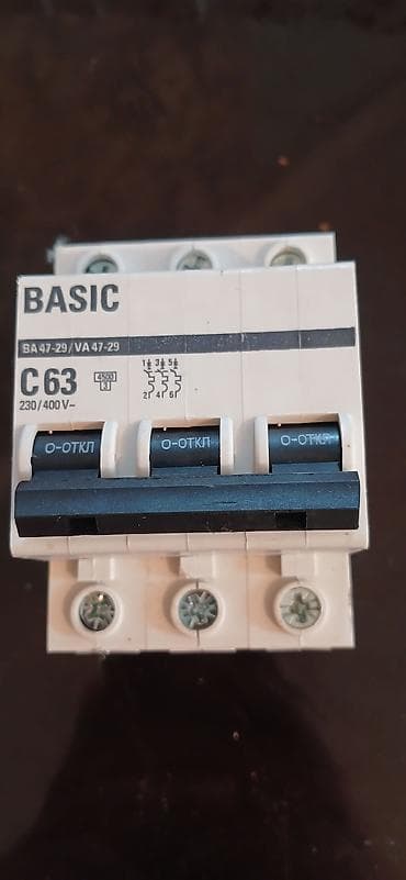 panel sendvic: Digər brend Elektrik avtomat, 3 faza — 1
