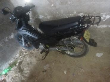 mopeti: Moped/motosiklet – qara rəngdə, şəhər içi istifadə üçün ideal “aju” — 3