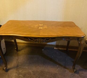 стол с эпоксидной смолой: D0 jurnalni ideal vezyətdədi — 2