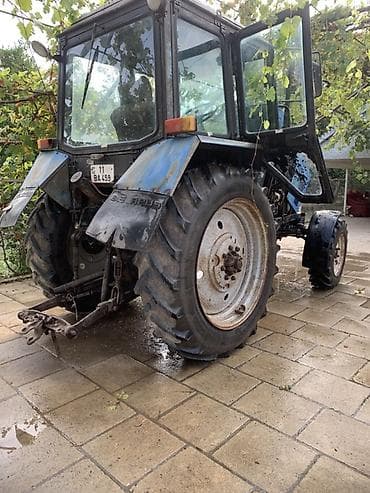 c klass mersedes: Belarus MTZ traktor - Model: Belarus (MTZ seriyası) - Tip: 4x4 (ön — 3