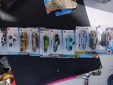 küpə: Hot Wheels mini maşın kolleksiyası – blister qablaşdırmada, müxtəlif — 1