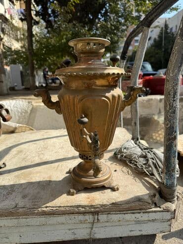 orxideya qiyməti: Qədimi somavarlardır,Hər birinin qiyməti 250 azn,0516032324 bu — 3