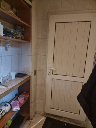 obyekt yasamal: Yasamal rayonu,sahəsi 30 kv/m olan,1 otağlı obyekt ofis icarəyə — 5