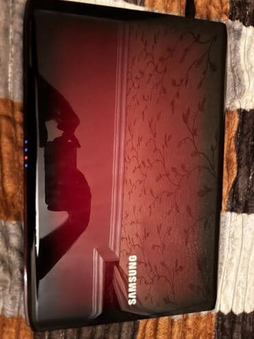 Samsung: Samsung noutbuk Xüsusiyyətlər: - Ekran: təxminən 15.6" - Prosessor — 6