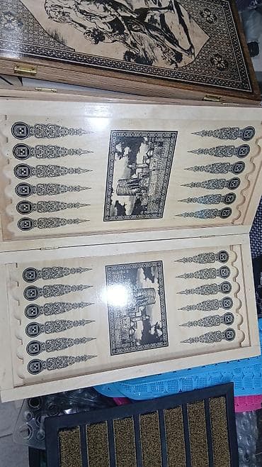 Спортивные игры: + 3 azn das ve zerler Ağacdan hazırlanmış qravürlü nərd/şamtaxta dəsti — 3