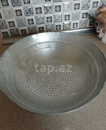 kuxna qablari: Alüminium süzgəc qab.gedimi.sovetin - Material: qalın alüminium - — 1