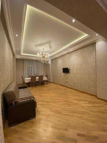 7 ci mikrorayon yeni tikili: Nərimanov metrosuna yaxin 12 mertebeli binanın 8-ci mərtəbəsində — 16