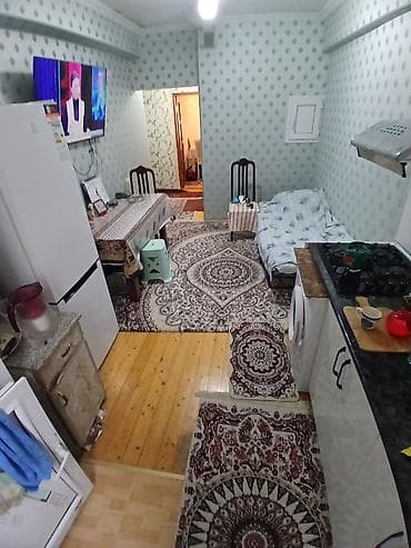 rengli metbex mebelleri: Mətbəx mebeli və texnika dəsti - Uzun tezgah və çoxsaylı alt — 4