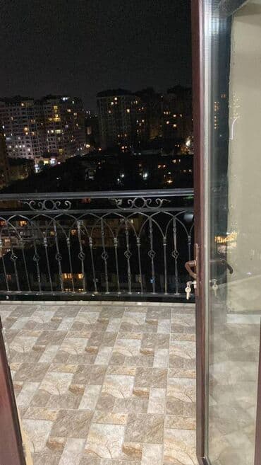 1 otaq kirayə verirəm: Nərimanov metrosunun yaxinlığında nenemin tendirinə yaxin yerləşən 17 — 8