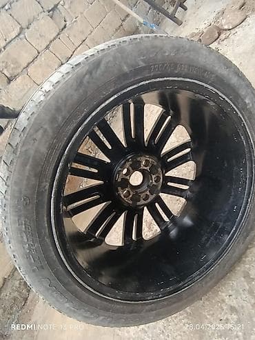 16 disk teker: 4 ədəd təkər-disk komplekti - Disklər: parlaq qara rəngdə, çoxşüalı — 8