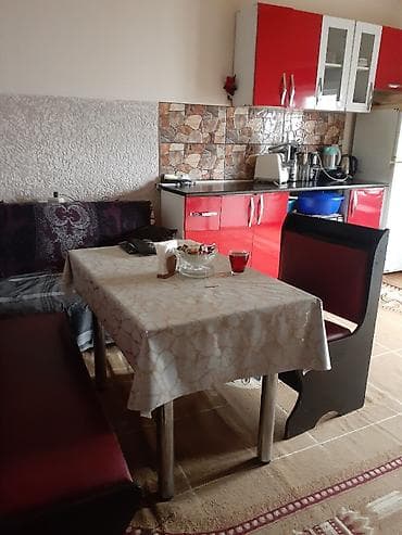 ev gence: Bayıl 4 otaqlı, 150 kv. m, Kredit yoxdur, Orta təmir — 2