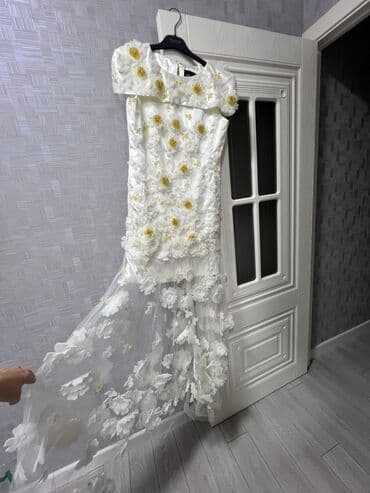 ağ don modelləri: Nişan donudur. 2 dəfə geyinilib. 250 manata sahildən alınıb. 100 — 2