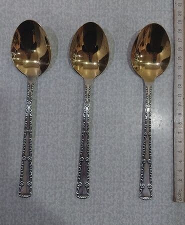 qaşıq dəsti: Sovetdən qalan təzə qaşıq dəsti satılır, yemək üçün böyük ölçülü qaşıq — 14