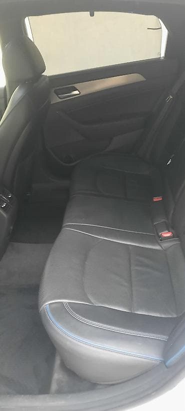 panel satış: Hyundai Sonata – ağ rəngli, sedan kuzovlu. Şık və aerodinamik dizayn — 7