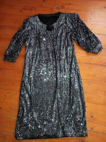 вечерние платья для полных: 46 və 48 raz.don qaradı şəkildə boz düşüb 60man.satılır.qalanları — 12