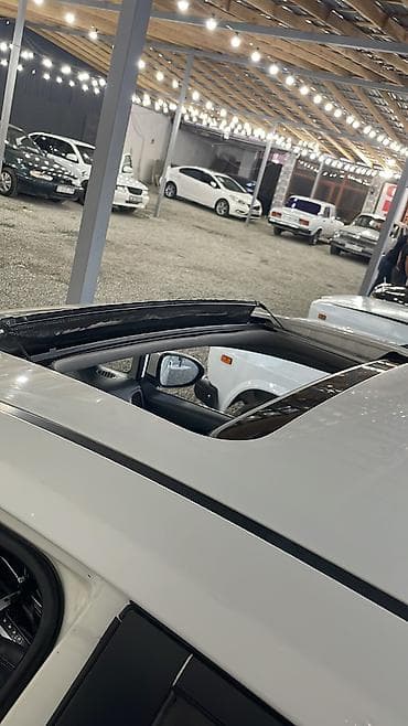 renault megane 2008: Kia Rio: 1.4 l | 2012 il Sedan — 6